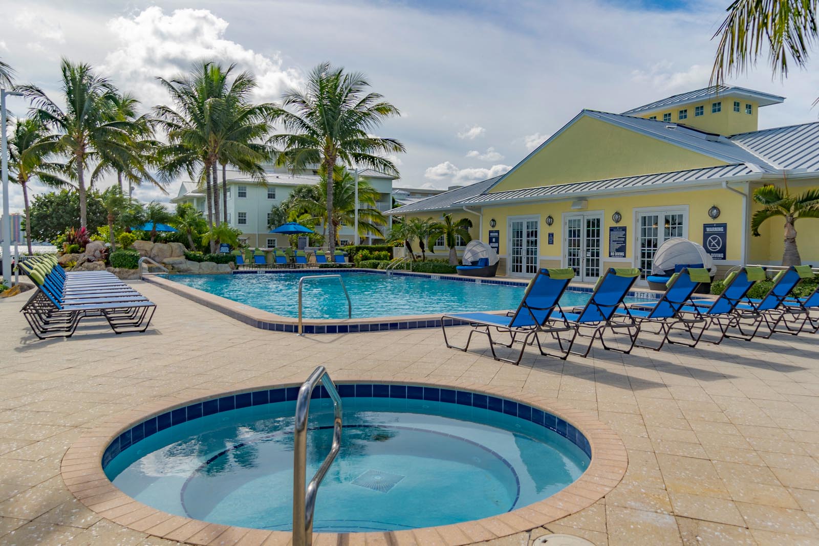 Marina Key by ARIUM Apartments, Lake Park ARIUM Living